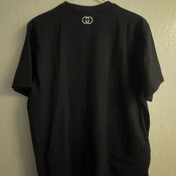 Black t-shirt - Picture 2 of 2